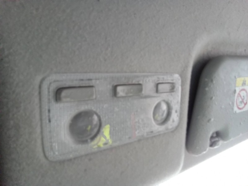 Recambio de luz interior para toyota yaris active referencia OEM IAM 812600D070  