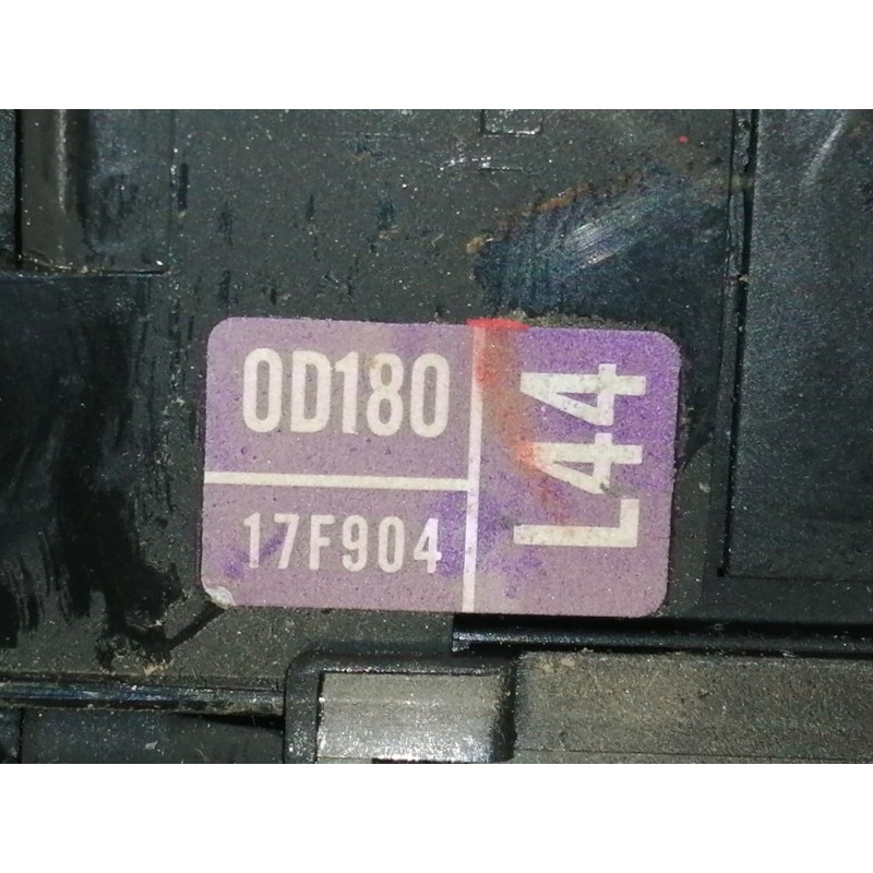 Recambio de mando limpia para toyota yaris active referencia OEM IAM 17F003LH 0D18017F904 /17F144 / 17F904 0D180