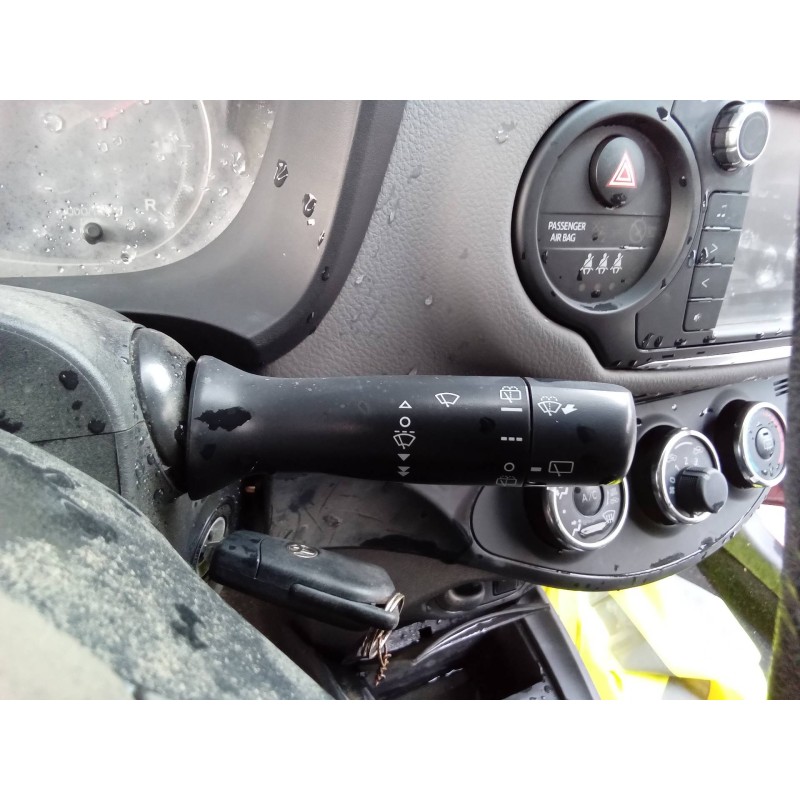 Recambio de mando limpia para toyota yaris active referencia OEM IAM 17F003LH 0D18017F904 /17F144 / 17F904 0D180