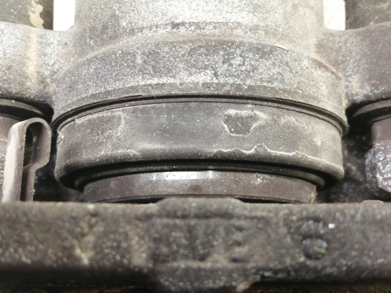 Recambio de pinza freno delantera derecha para toyota yaris active referencia OEM IAM   