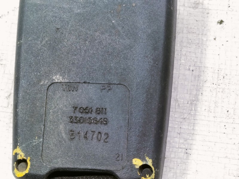 Recambio de enganche cinturon trasero central para bmw serie 3 compact (e46) 320td referencia OEM IAM 7001811 33015649 