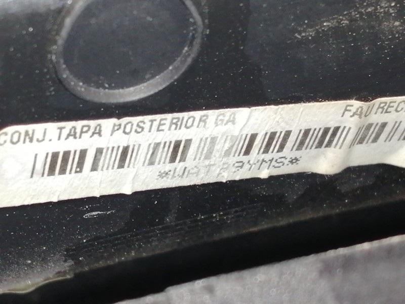 Recambio de apoyabrazos central para seat leon (5f1) style referencia OEM IAM 5F0864981A  