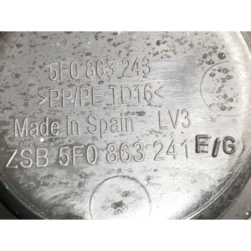 Recambio de apoyabrazos central para seat leon (5f1) style referencia OEM IAM 5F0864981A  