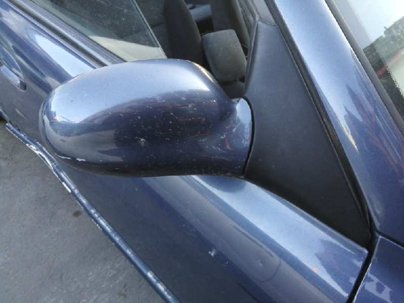 Recambio de retrovisor derecho para kia sephia ll básico referencia OEM IAM E13010133  