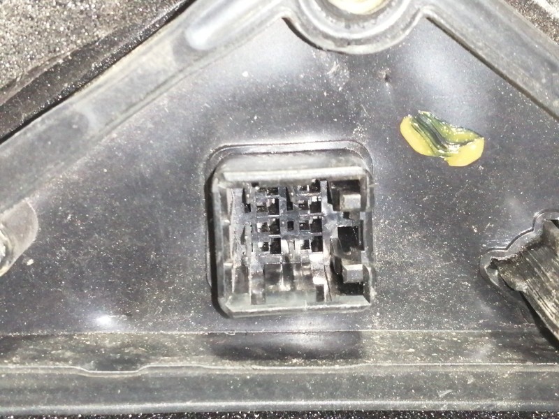 Recambio de retrovisor izquierdo para kia sephia ll básico referencia OEM IAM E13010133  