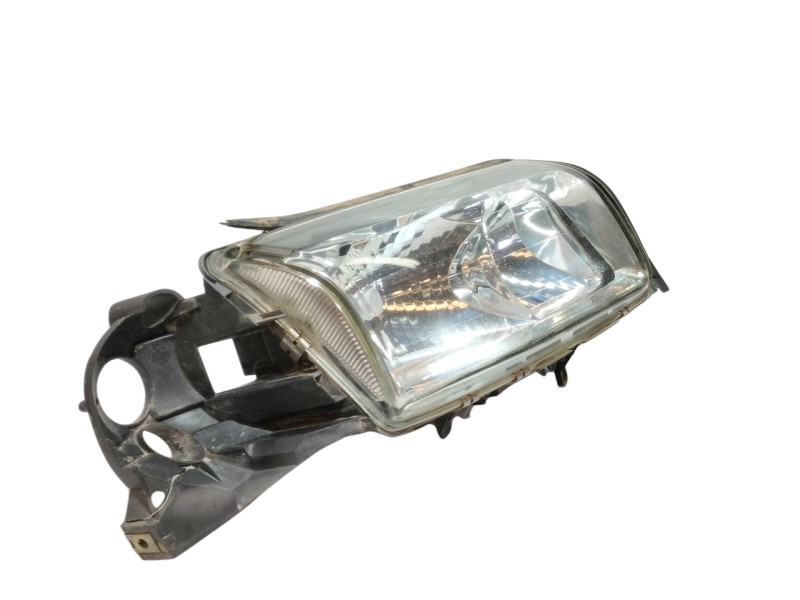 Recambio de faro derecho para volvo s80 berlina 2.5 d referencia OEM IAM   