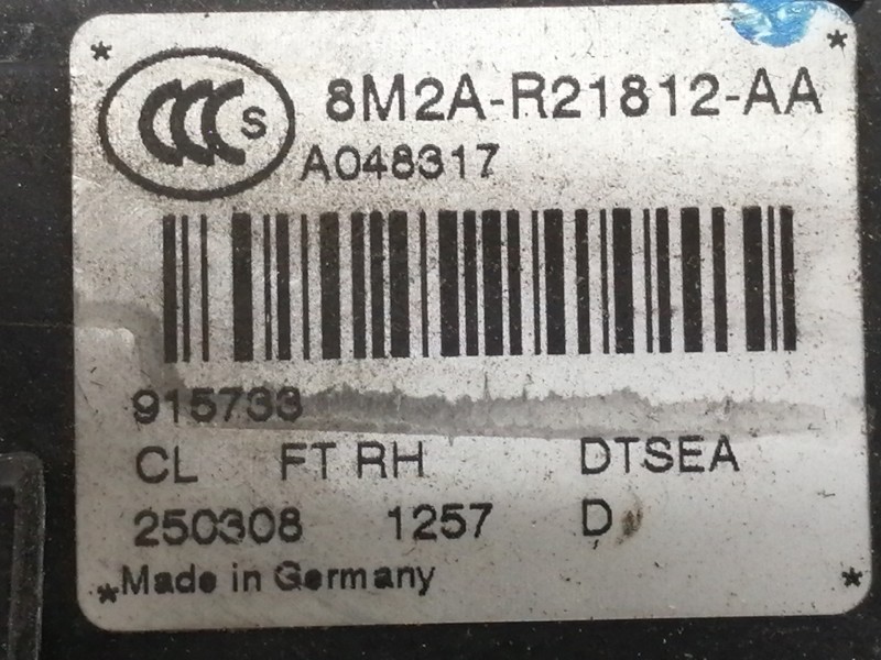 Recambio de cerradura puerta delantera derecha para ford mondeo ber. (ca2) ghia referencia OEM IAM 8M2AR21812AA 915733 