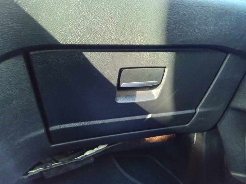 Recambio de guantera para ford mondeo ber. (ca2) ghia referencia OEM IAM 7S71A06010 0660900001 7S71A06010CJ3ZHE