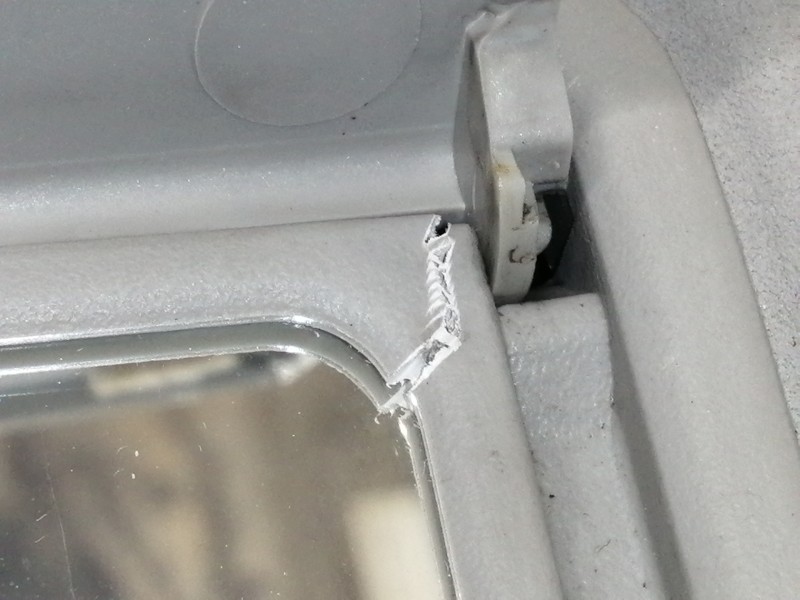 Recambio de parasol derecho para ford mondeo ber. (ca2) ghia referencia OEM IAM 2S61A04100W  