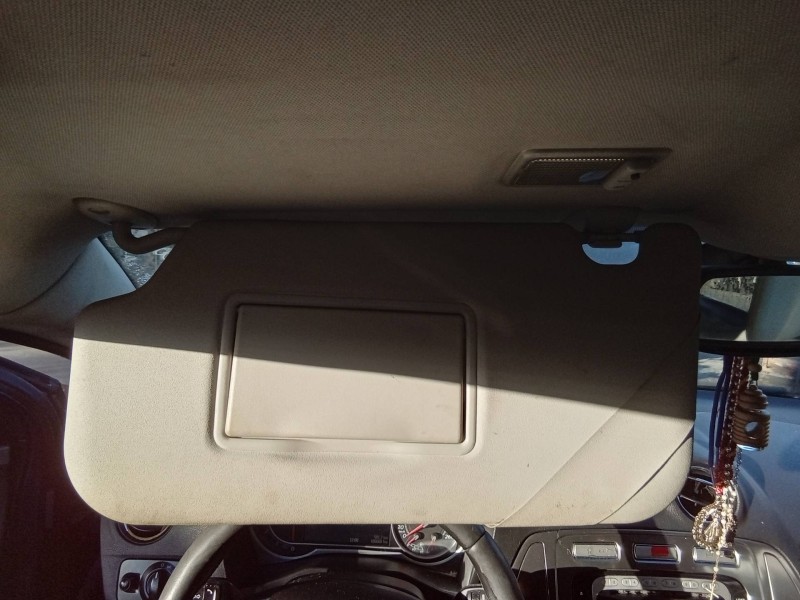 Recambio de parasol izquierdo para ford mondeo ber. (ca2) ghia referencia OEM IAM 2S61A04101W  