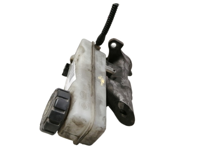 Recambio de bomba freno para renault megane iii berlina 5 p dynamique referencia OEM IAM 460910009R  
