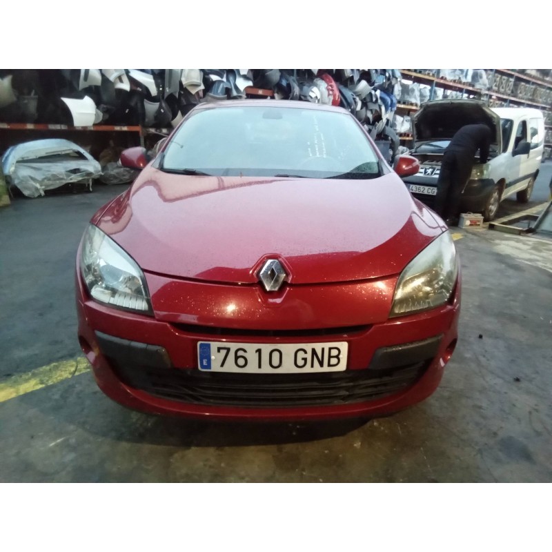 Recambio de capot para renault megane iii berlina 5 p dynamique referencia OEM IAM   