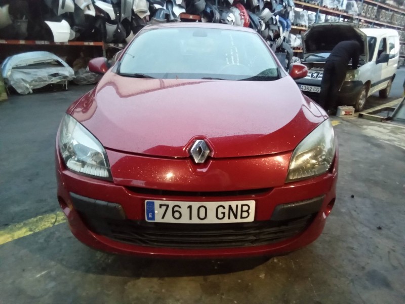 Recambio de capot para renault megane iii berlina 5 p dynamique referencia OEM IAM   