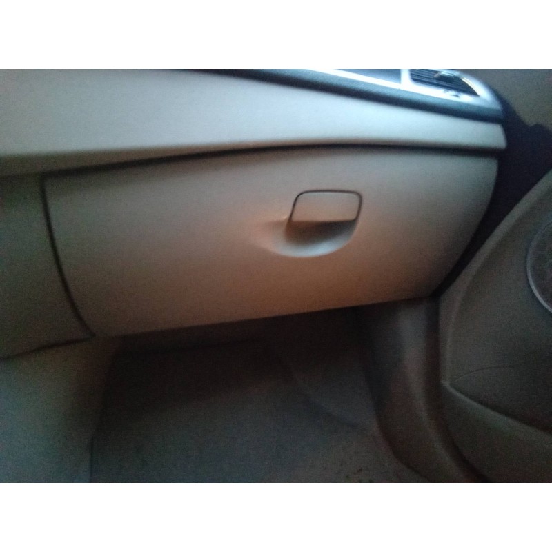 Recambio de guantera para renault megane iii berlina 5 p dynamique referencia OEM IAM 685000007R 681080010R 