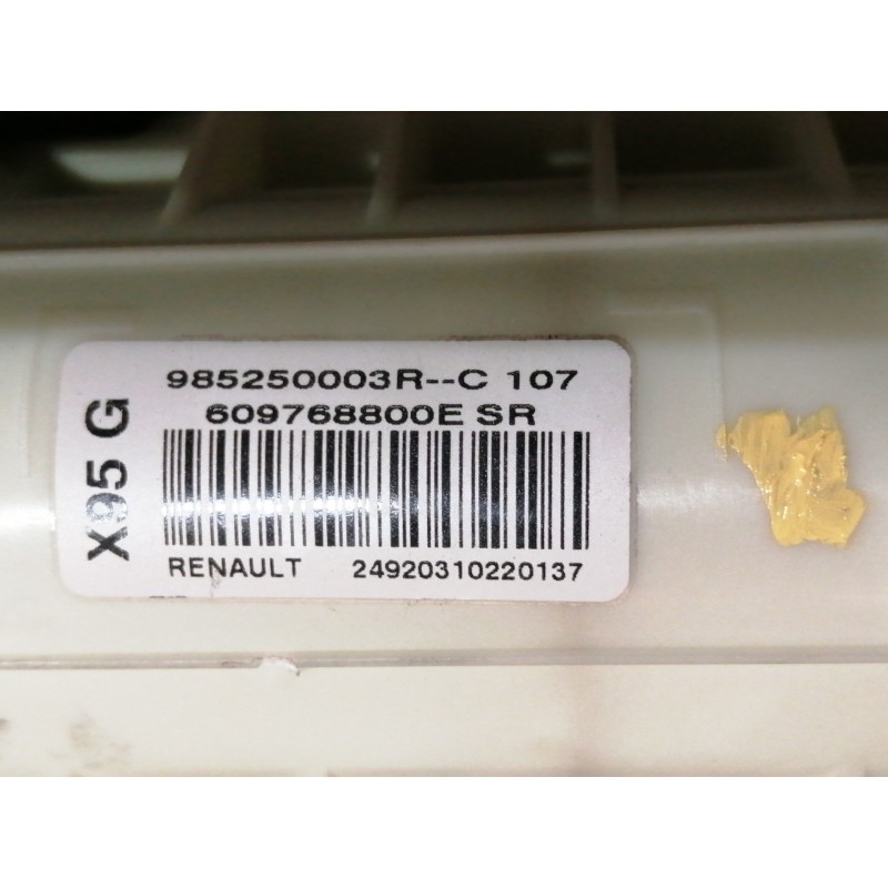 Recambio de salpicadero para renault megane iii berlina 5 p dynamique referencia OEM IAM 681000023R 285900006R 985250003R 609768