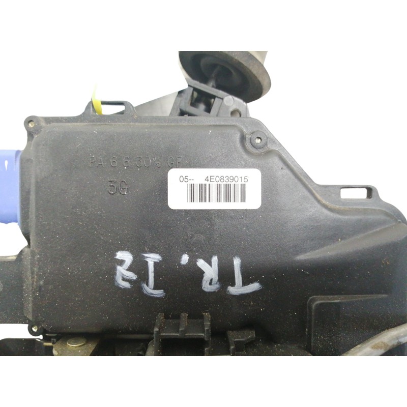 Recambio de cerradura puerta trasera izquierda para audi a8 (4e2) 4.2 quattro referencia OEM IAM 4E0839015  