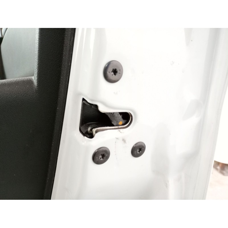 Recambio de cerradura puerta delantera derecha para dacia duster ambiance 4x2 referencia OEM IAM   