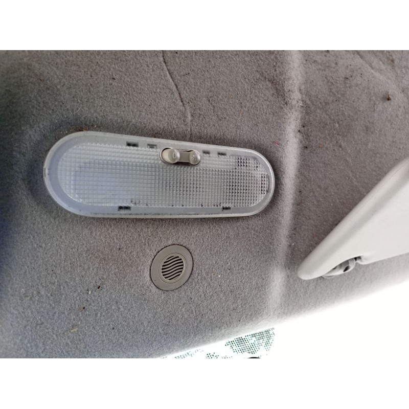 Recambio de luz interior para dacia duster ambiance 4x2 referencia OEM IAM   