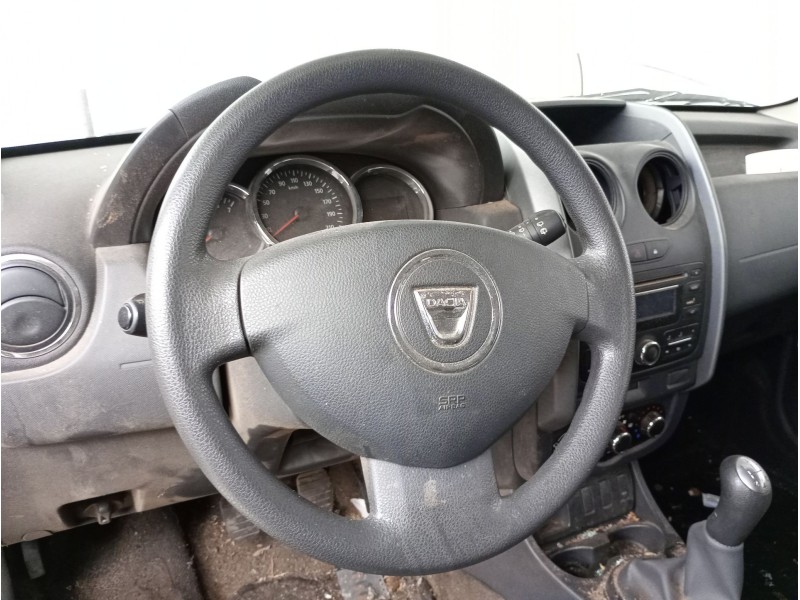Recambio de volante para dacia duster ambiance 4x2 referencia OEM IAM   