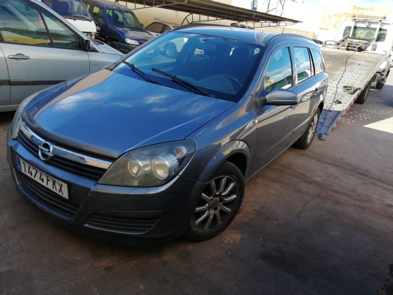 opel astra h berlina del año 2007
