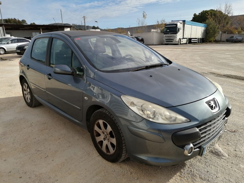 peugeot 307 berlina (s2) del año 2006
