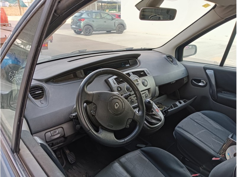 renault scenic ii del año 2006