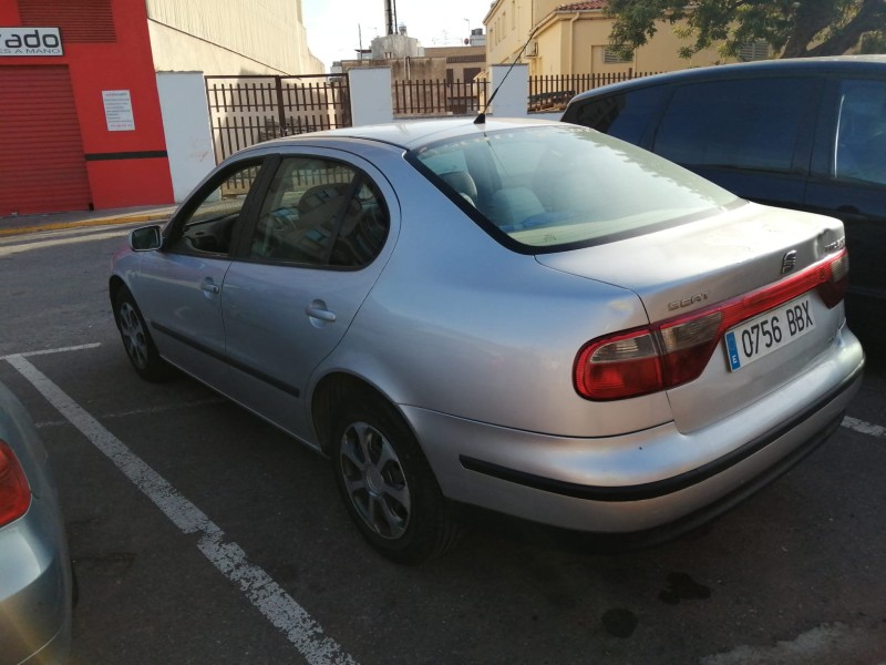 seat toledo ii (1m2) del año 2000