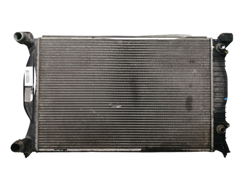 Recambio de radiador agua para audi a4 avant (8e) 2.0 fsi referencia OEM IAM 8E0121251L  
