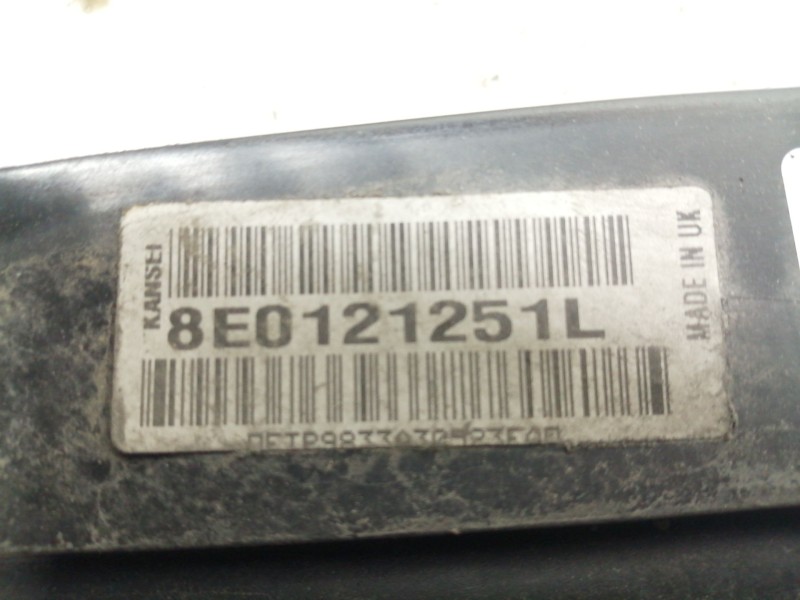 Recambio de radiador agua para audi a4 avant (8e) 2.0 fsi referencia OEM IAM 8E0121251L  