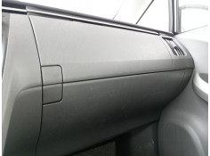 Recambio de guantera para toyota prius (_w3_) 1.8 hybrid (zvw3_) referencia OEM IAM    2