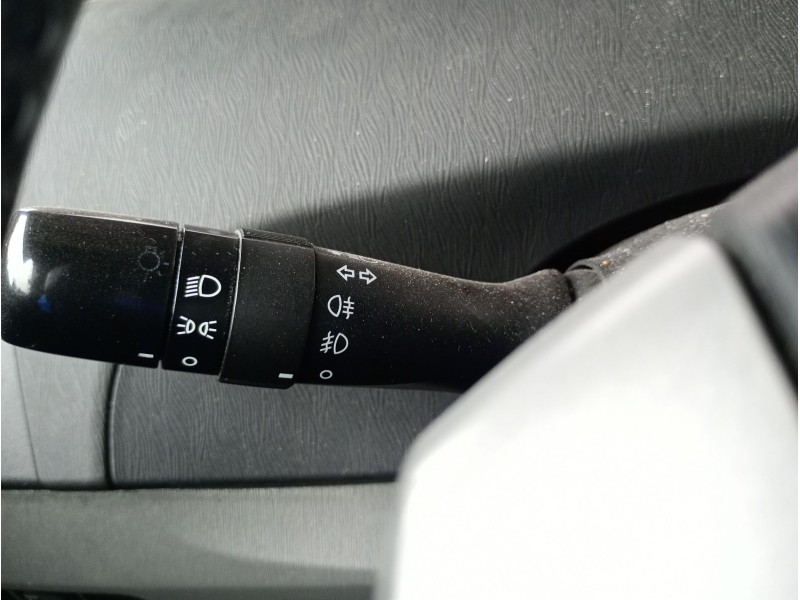 Recambio de mando intermitentes para toyota prius (nhw30) plug-in hybrid advance referencia OEM IAM   