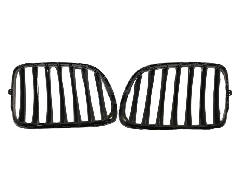 Recambio de rejilla delantera para bmw x1 (e84) xdrive 18d referencia OEM IAM   