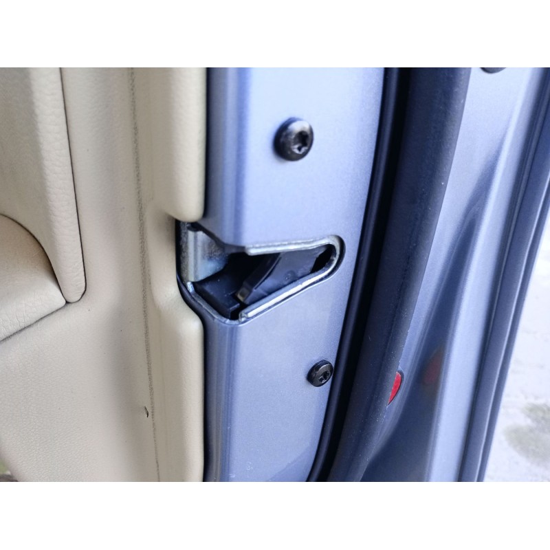 Recambio de cerradura puerta delantera derecha para bmw serie 5 touring (e61) 530d referencia OEM IAM   
