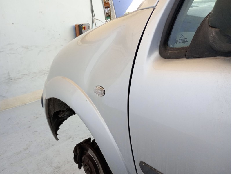 Recambio de aleta delantera izquierda para citroën c3 1.4 hdi sx plus referencia OEM IAM   