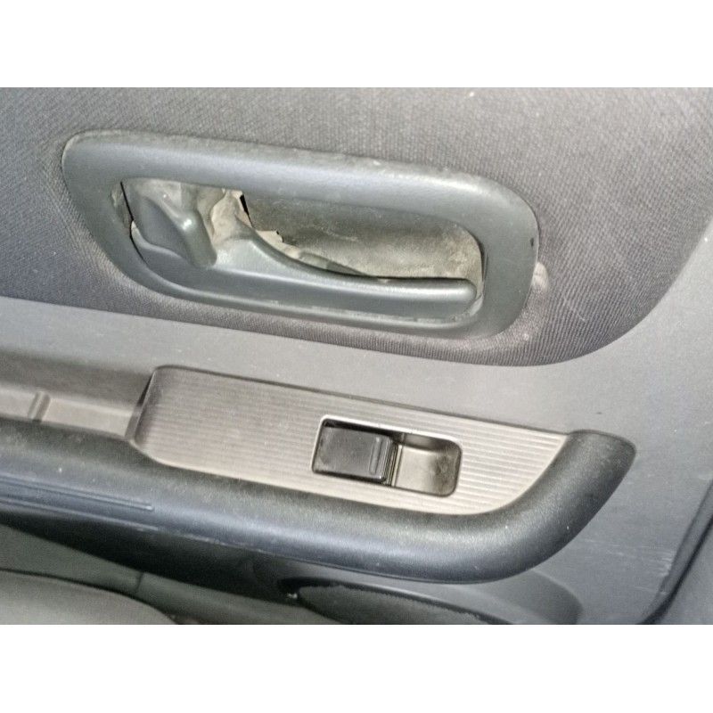 Recambio de mando elevalunas trasero izquierdo para nissan x-trail (t30) comfort referencia OEM IAM 0  