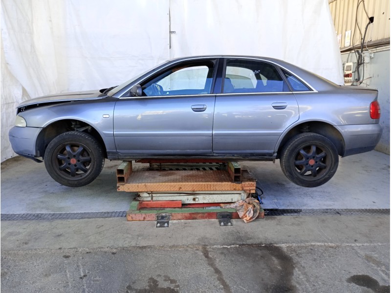 audi a4 berlina (b5) del año 2007