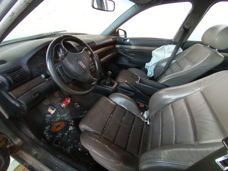 audi a4 berlina (b5) del año 2007