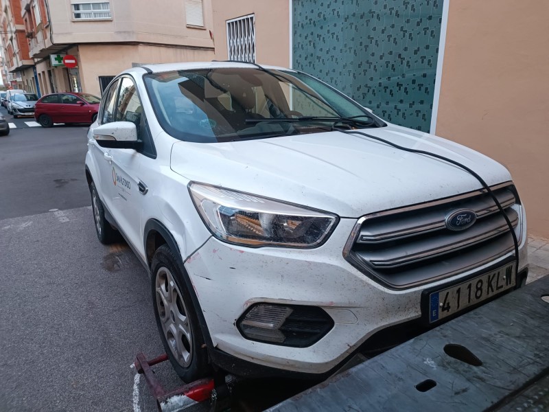 ford kuga (cbs) del año 2018