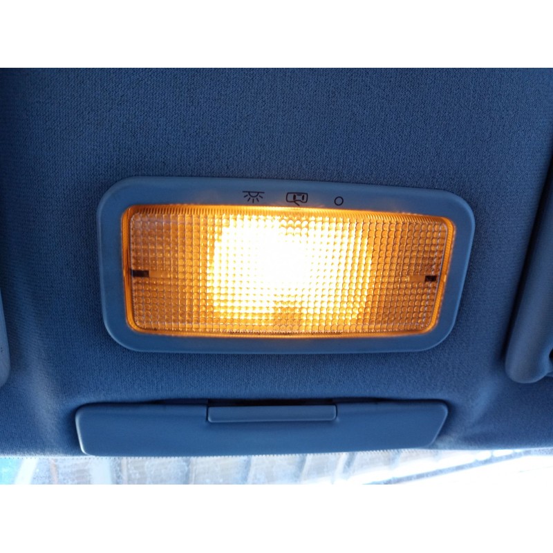 Recambio de luz interior para volkswagen polo berlina (6n2) conceptline referencia OEM IAM   