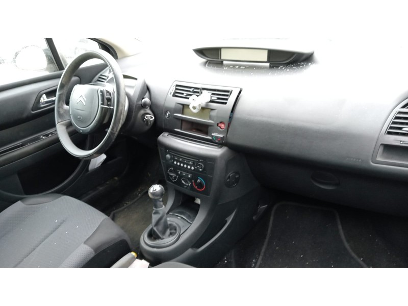 citroën c4 berlina del año 2007