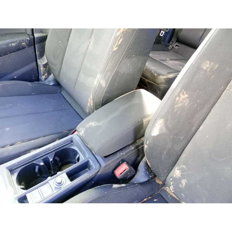 Recambio de apoyabrazos central para audi q3 (f3b) 35 tdi referencia OEM IAM   