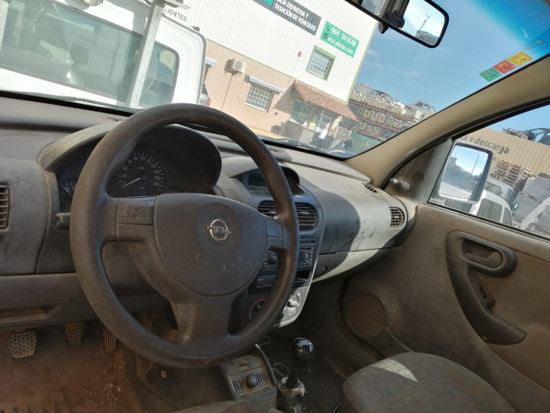 opel combo (corsa c) del año 2003