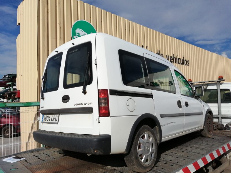 opel combo (corsa c) del año 2003