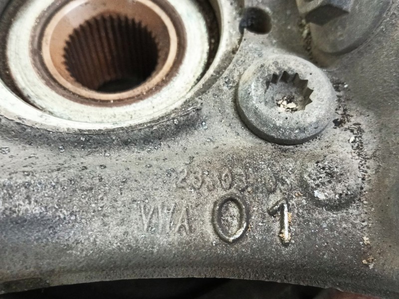 Recambio de mangueta delantera derecha para volkswagen passat berlina (3c2) advance referencia OEM IAM  VWA01 