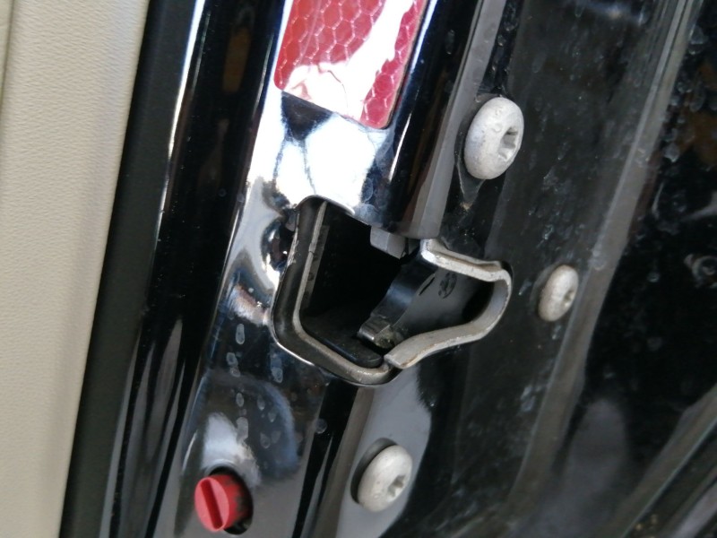 Recambio de puerta trasera derecha para saab 9-3 berlina 1.9 tid linear (i/d) referencia OEM IAM   