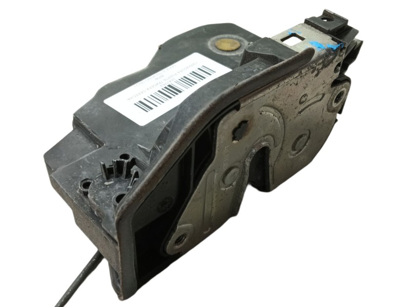 Recambio de cerradura puerta trasera derecha para bmw serie 5 touring (e61) 530d referencia OEM IAM 7154630  