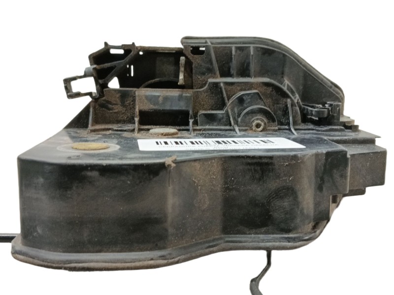 Recambio de cerradura puerta trasera derecha para bmw serie 5 touring (e61) 530d referencia OEM IAM 7154630  