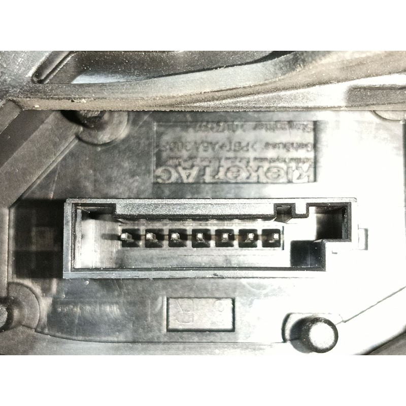 Recambio de cerradura puerta trasera derecha para bmw serie 5 touring (e61) 530d referencia OEM IAM 7154630  