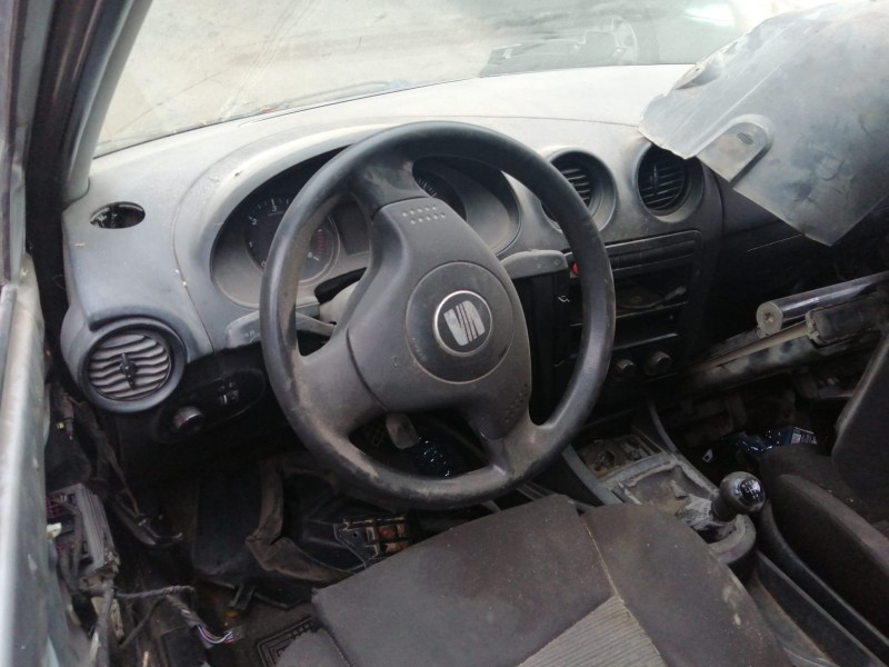 seat ibiza iii (6l1) del año 2003