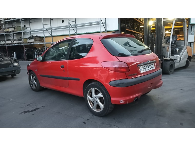 peugeot 206 berlina del año 2003